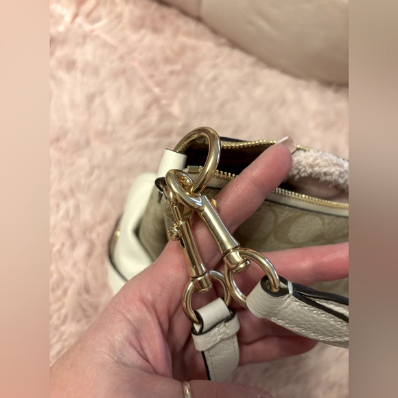 COACH Cream/Jacquard Leather Pennie Shoulder Bag & matching wallet - Picture 7 of 13